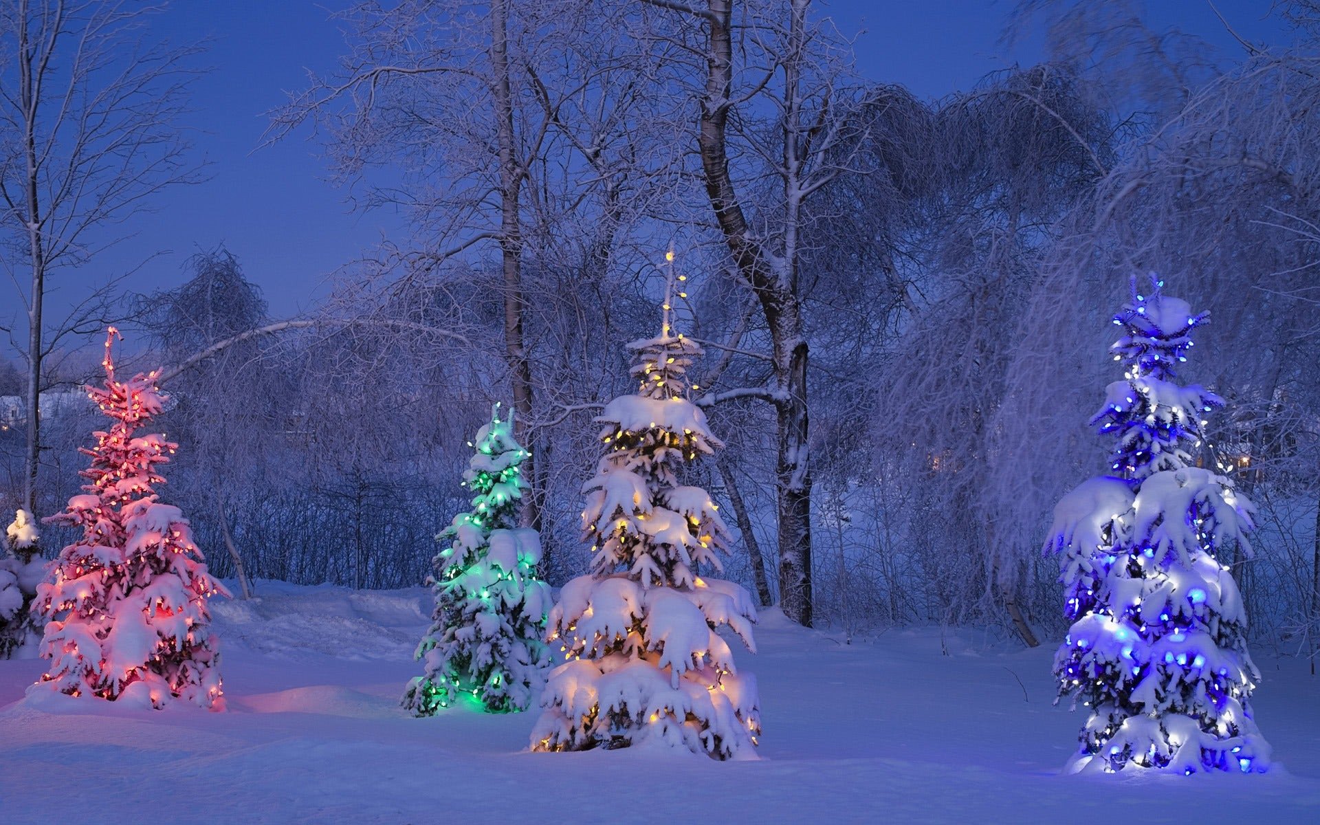 Free Christmas Desktop Wallpaper Decorate Your Windows Desktop for Christmas Ghacks Tech News