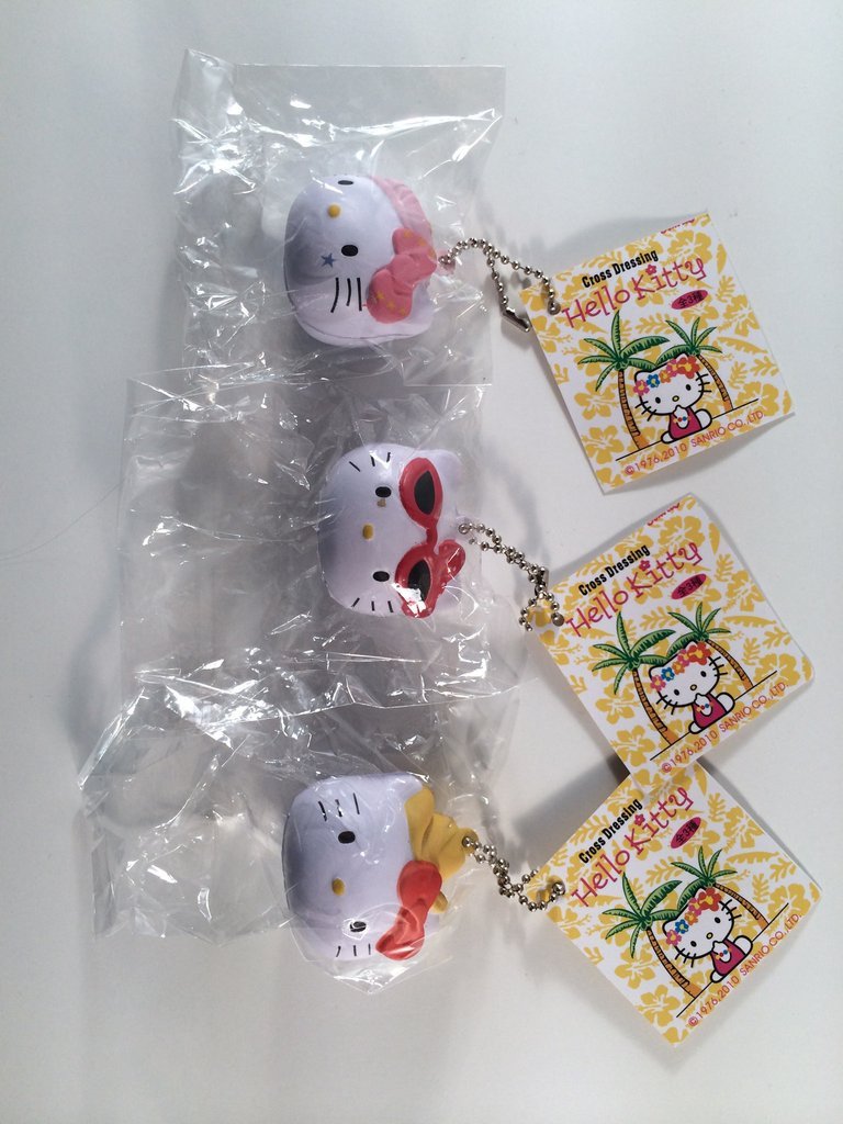 Hello Kitty Squishy Tag Cross Dressing Hello Kitty Head Squishy with Tag and Chain
